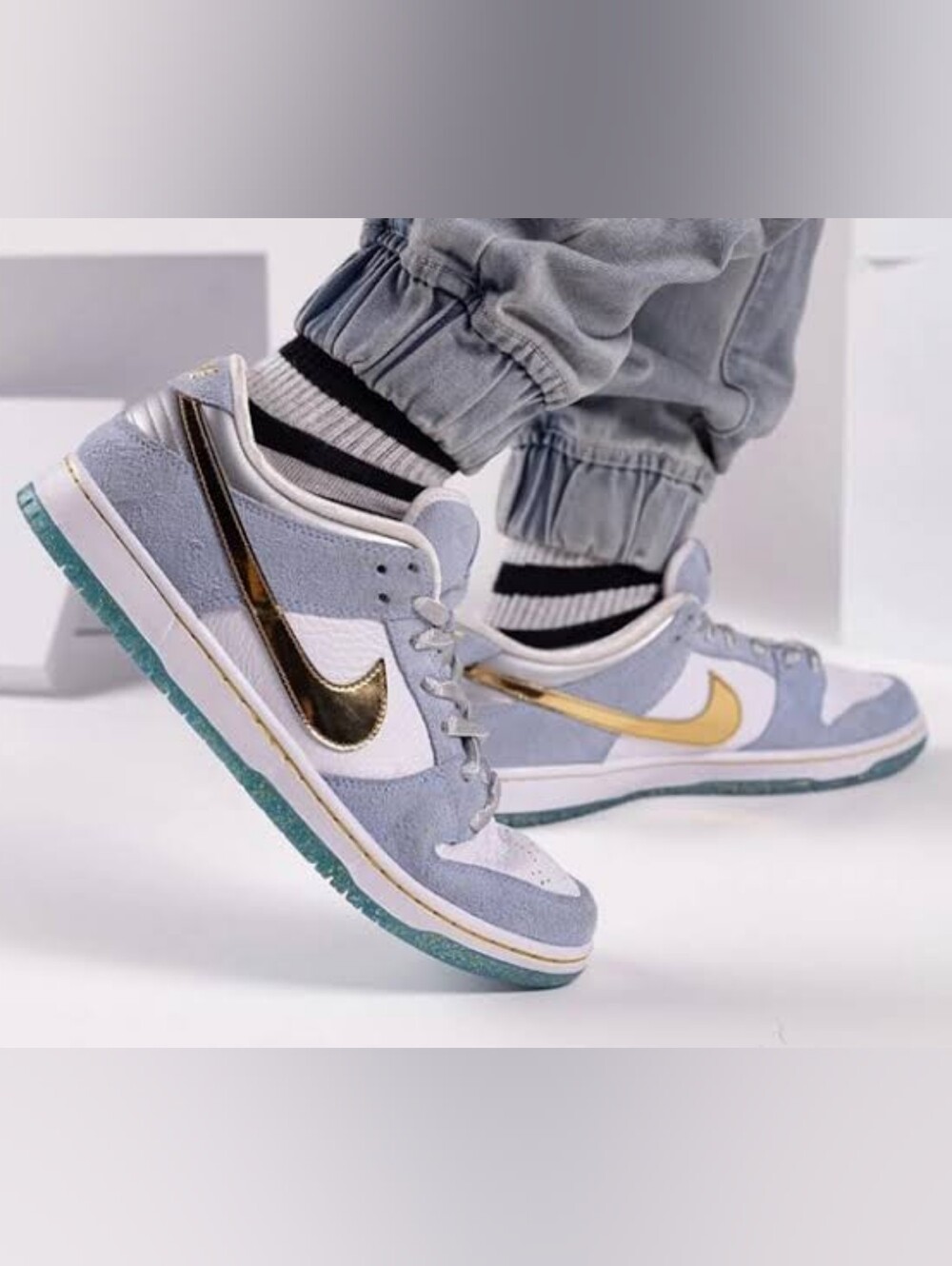 Size 11 - Nike SB Dunk Low Sean Cliver